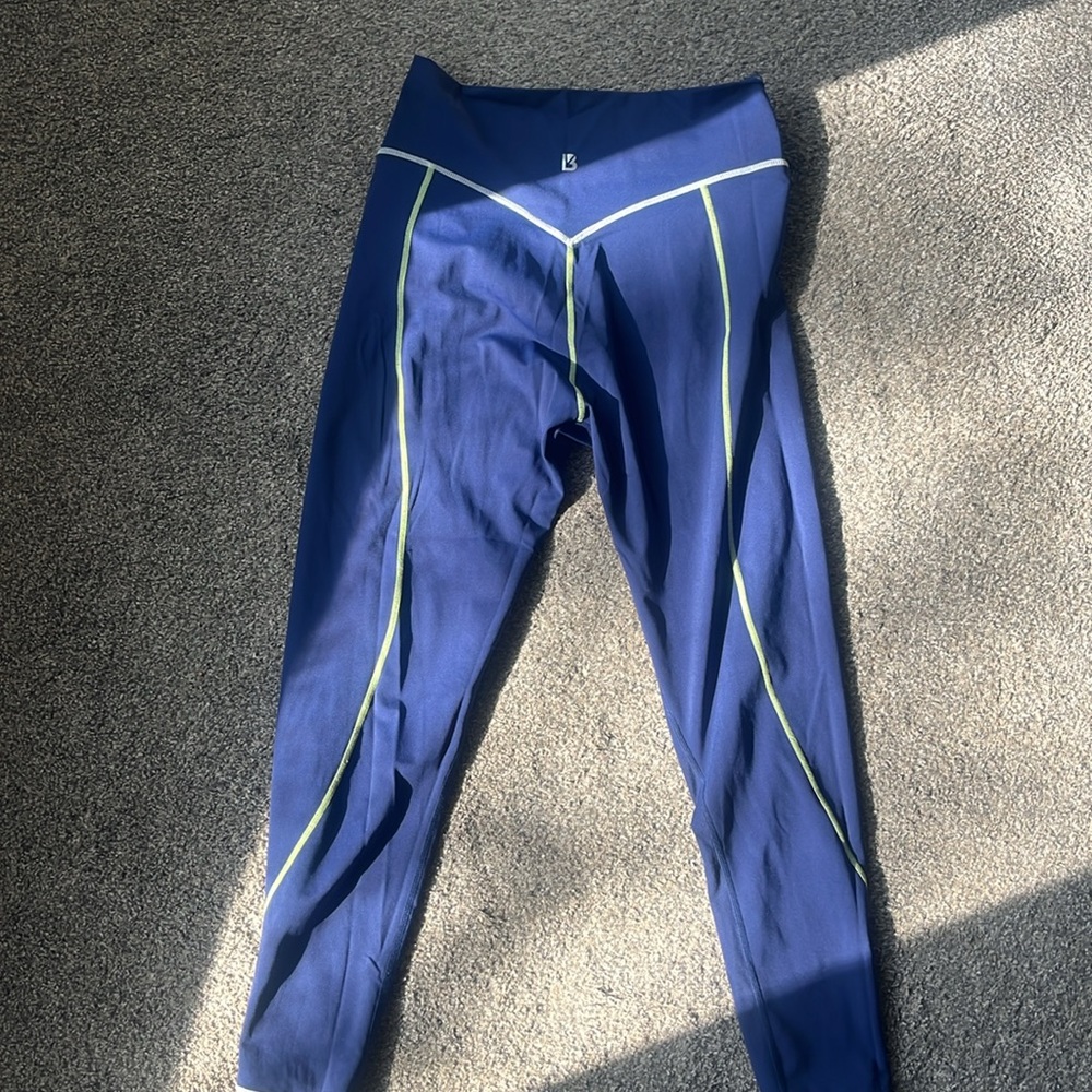 COPY - Wave Buffbunny Leggings XL